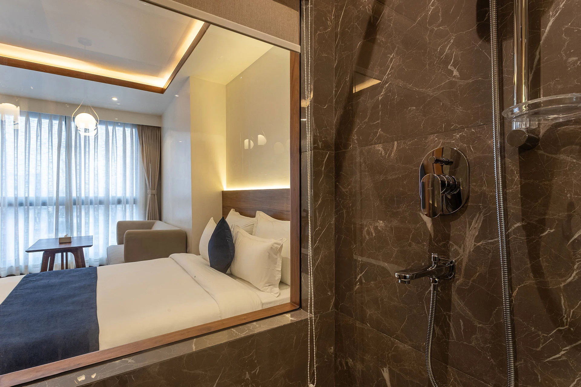 Deluxe Queen Room